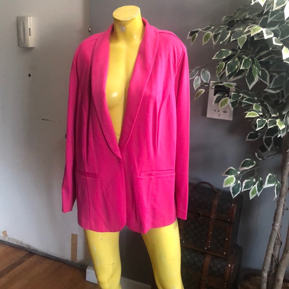 ELOQUII
Long ponte blazer Size 18 NWOT